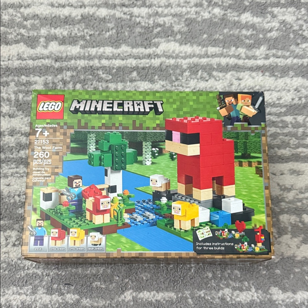 LEGO Minecraft The Wool Farm Building Set - Red, Yellow, Blue, Green